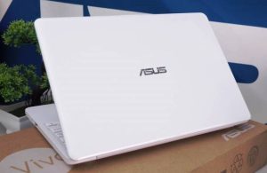 Asus E203NAH