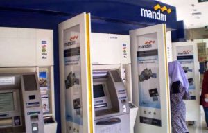 Cara Mengambil Uang di ATM Mandiri