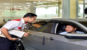 Biaya Cat Mobil di Dealer Honda