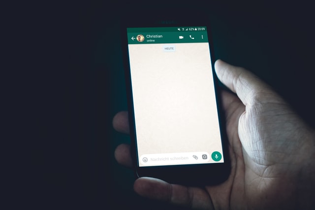 Cara Menyembunyikan Status Online di WhatsApp